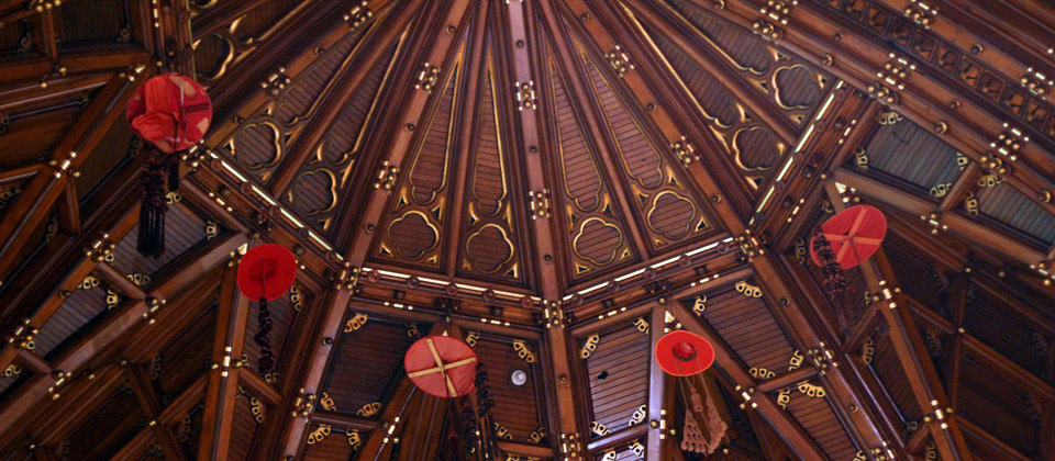 The galeri of Albert Cardinal Meyer, Joseph Cardinal Bernardin, George Cardinal Mundelein, John Cardinal Cody and Samuel Cardinal Stritch (left to right) hanging from the ceiling of the apse of Holy Name Cathedral.